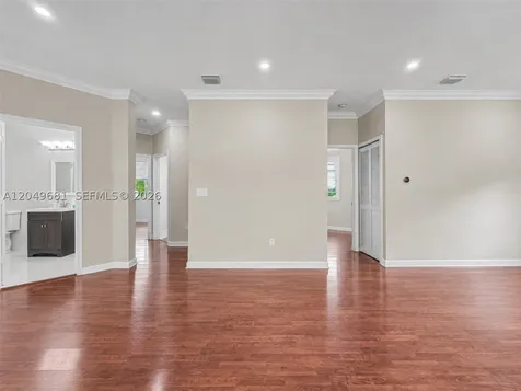 16519 SW 67th Terrace Miami FL 33193