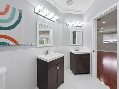 16519 SW 67th Terrace Miami FL 33193