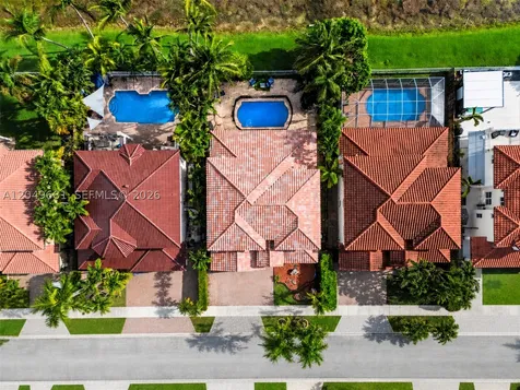 16519 SW 67th Terrace Miami FL 33193
