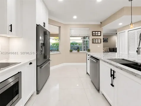 16519 SW 67th Terrace Miami FL 33193