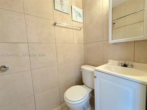2461 NW 5th Street Miami FL 33125