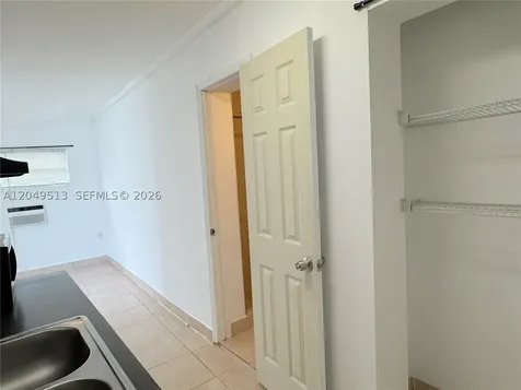 2461 NW 5th Street Miami FL 33125