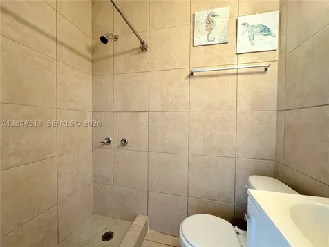 2461 NW 5th Street Miami FL 33125