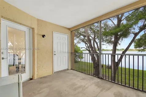 2445 NW 33rd Street Oakland Park FL 33309