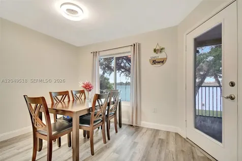 2445 NW 33rd Street Oakland Park FL 33309
