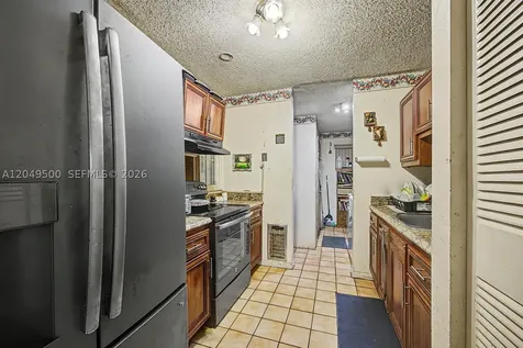 735 NW 8th Court Florida City FL 33034