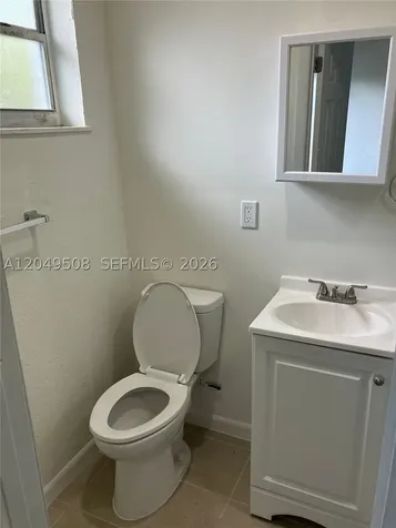 467 NW 8th Street Miami FL 33136