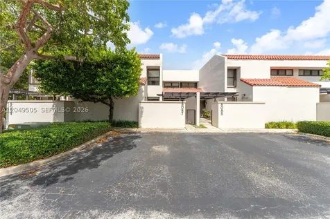 8087 SW 86th Terrace Miami FL 33143