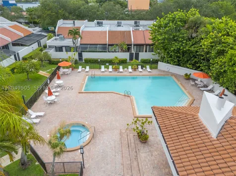 8087 SW 86th Terrace Miami FL 33143
