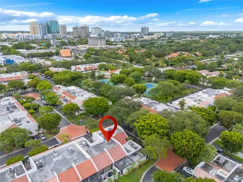 8087 SW 86th Terrace Miami FL 33143