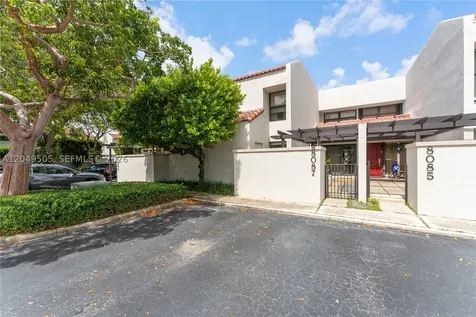 8087 SW 86th Terrace Miami FL 33143