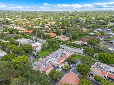 8087 SW 86th Terrace Miami FL 33143