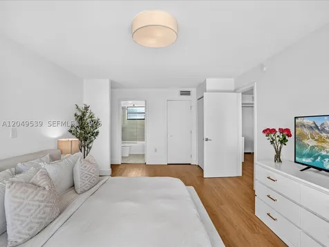 8201 Byron Avenue Miami Beach FL 33141