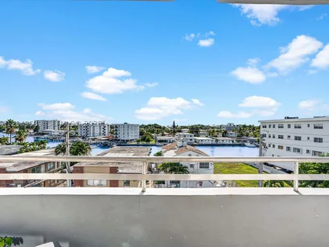 8201 Byron Avenue Miami Beach FL 33141