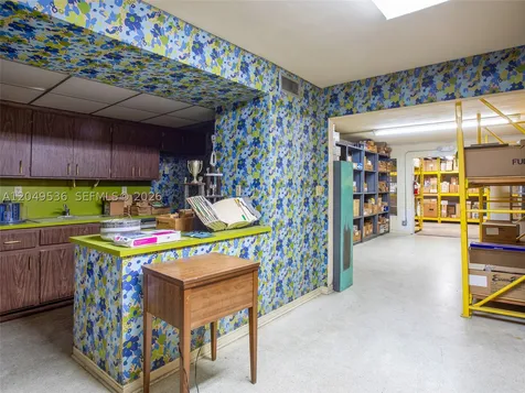 249-275 W 29th Street Hialeah FL 33012