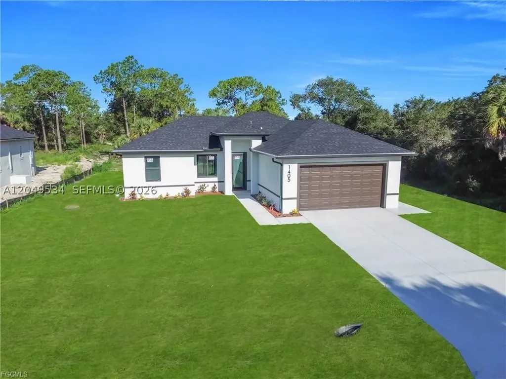 1405 Palmetto Avenue Lehigh Acres FL 33972