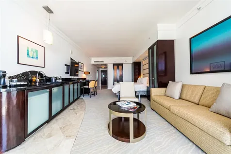 4391 Collins Avenue Miami Beach FL 33140