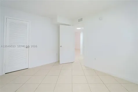 3265 Virginia Street Miami FL 33133
