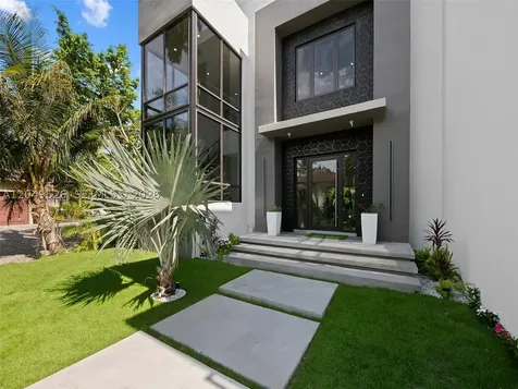 638 Lakeside Harbor Boynton Beach FL 33435