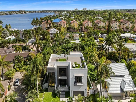 638 Lakeside Harbor Boynton Beach FL 33435