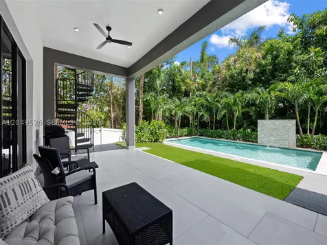 638 Lakeside Harbor Boynton Beach FL 33435