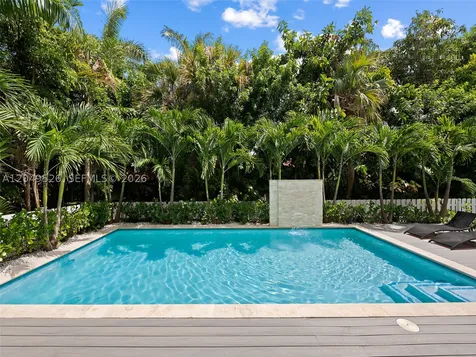 638 Lakeside Harbor Boynton Beach FL 33435