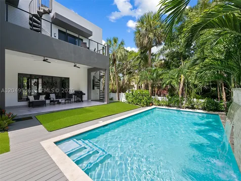 638 Lakeside Harbor Boynton Beach FL 33435