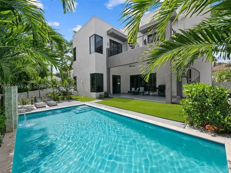 638 Lakeside Harbor Boynton Beach FL 33435