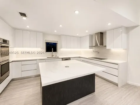 2616 Oakbrook Court Weston FL 33332