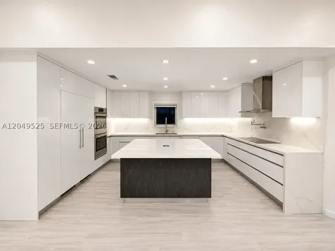 2616 Oakbrook Court Weston FL 33332