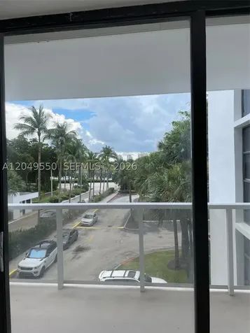 3731 N Country Club Drive Aventura FL 33180