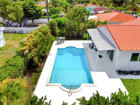 2195 SW 25th Terrace Miami FL 33133