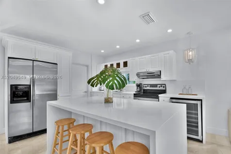 2195 SW 25th Terrace Miami FL 33133