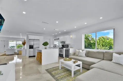 2195 SW 25th Terrace Miami FL 33133