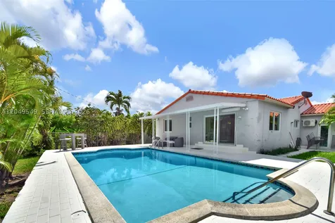 2195 SW 25th Terrace Miami FL 33133
