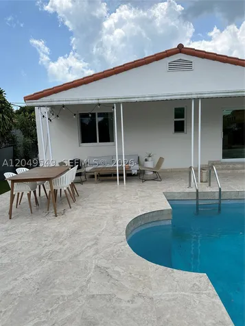 2195 SW 25th Terrace Miami FL 33133