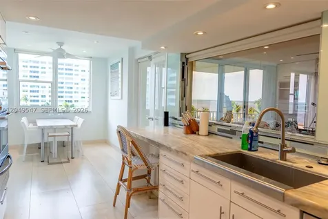 200 Ocean Lane Drive Key Biscayne FL 33149