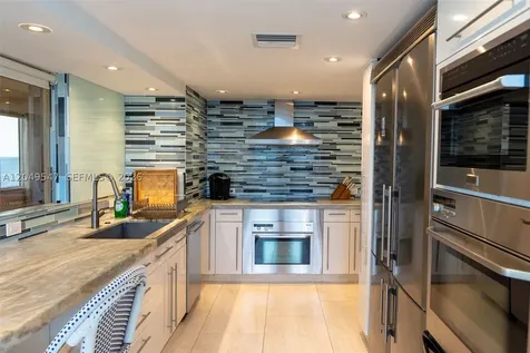 200 Ocean Lane Drive Key Biscayne FL 33149