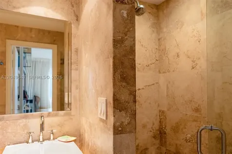 200 Ocean Lane Drive Key Biscayne FL 33149