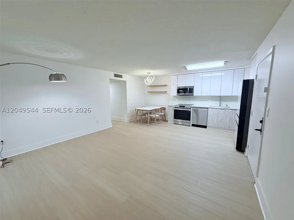 9352 S Belfort Circle Tamarac FL 33321