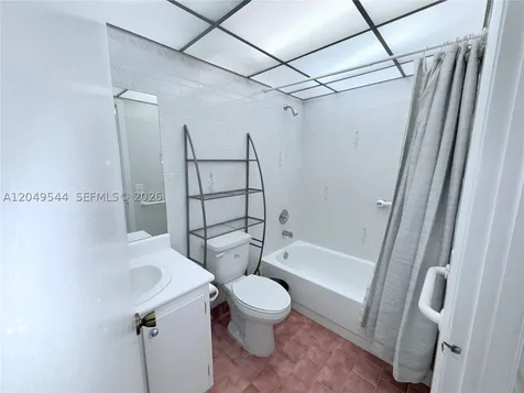 9352 S Belfort Circle Tamarac FL 33321