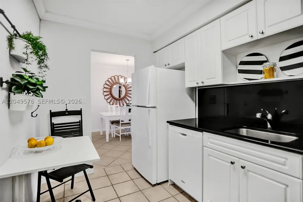 2501 S Ocean Drive Hollywood FL 33019