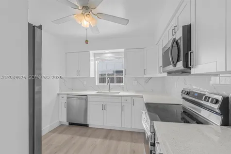 9075 SW 48th Terrace Miami FL 33165