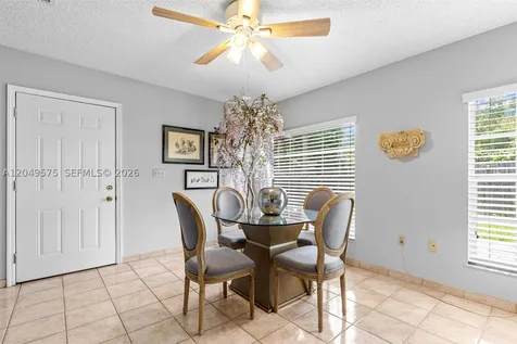 9075 SW 48th Terrace Miami FL 33165