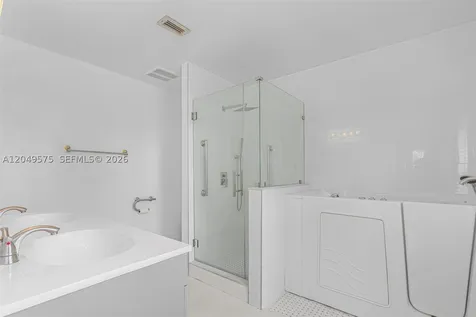 9075 SW 48th Terrace Miami FL 33165