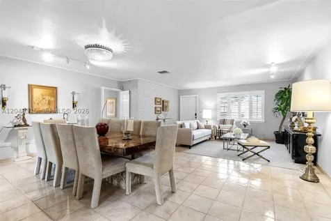9075 SW 48th Terrace Miami FL 33165