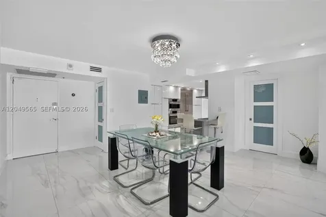 6039 Collins Avenue Miami Beach FL 33140