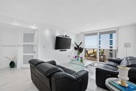 6039 Collins Avenue Miami Beach FL 33140