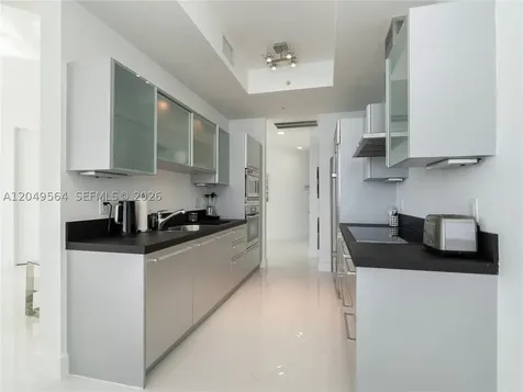 18201 Collins Avenue Sunny Isles Beach FL 33160
