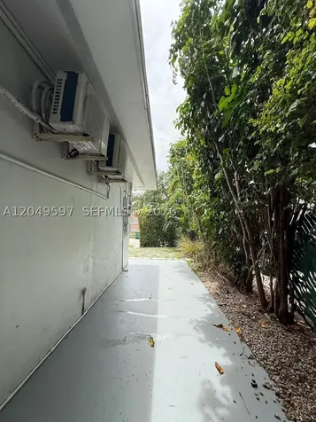 6723 NE Miami Place Miami FL 33138